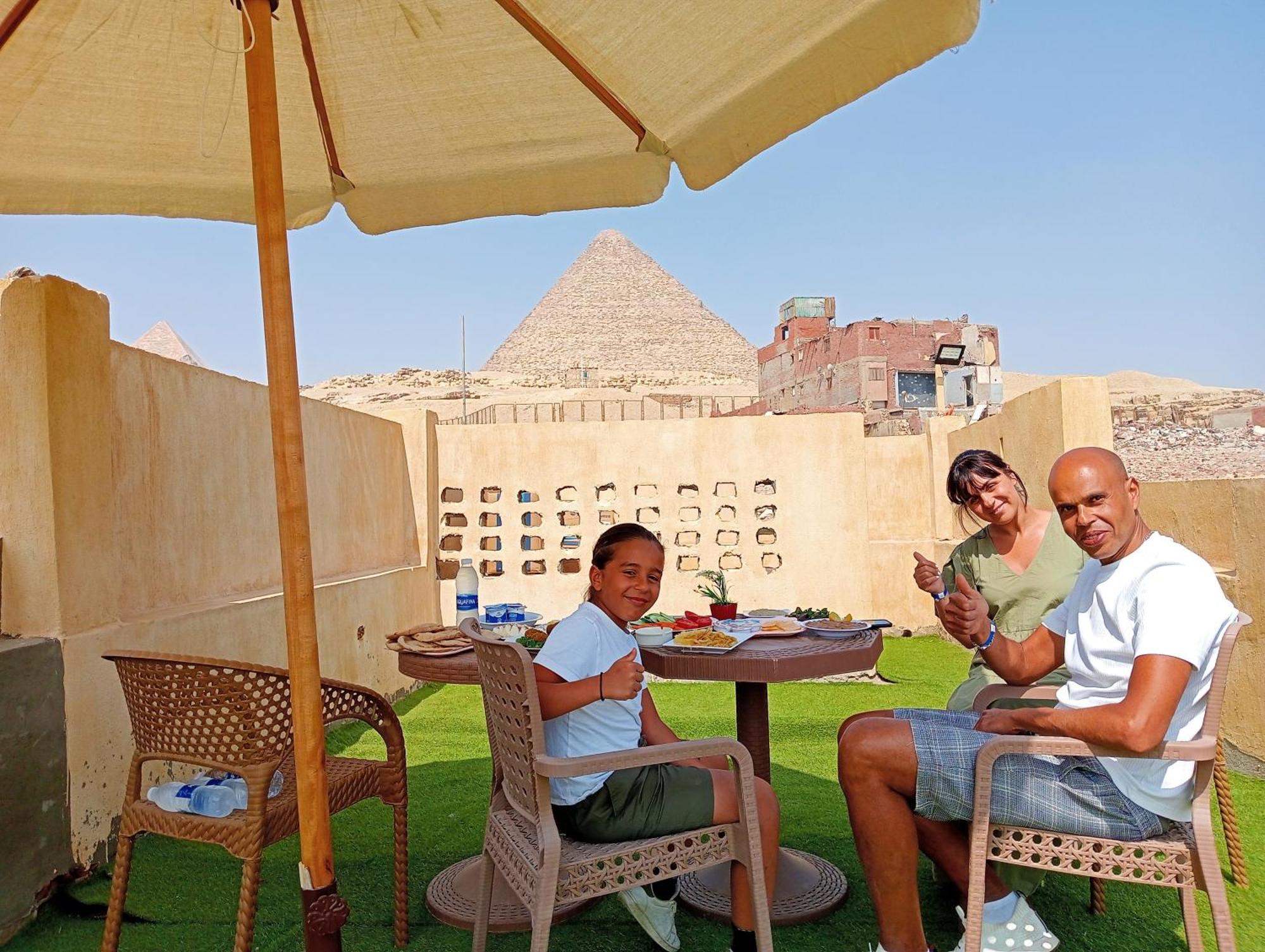 Sidi Hamad Pyramids View Hotel Kafret el-Gabal Exterior photo